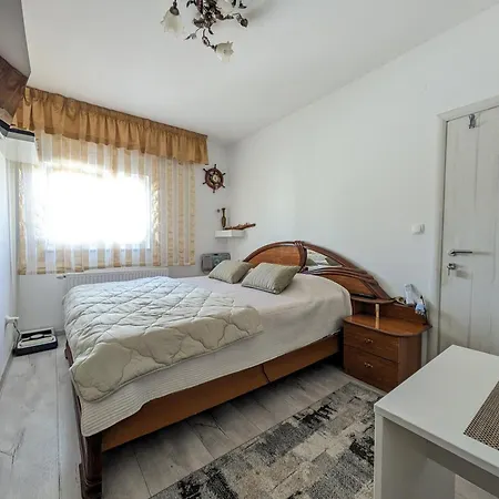 Ap Silvija Apartment *