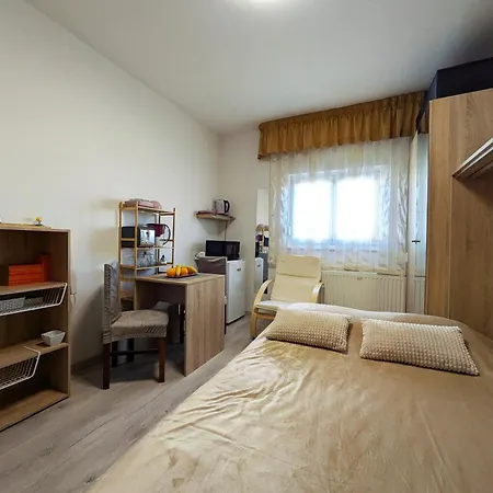 Ap Silvija Apartament *