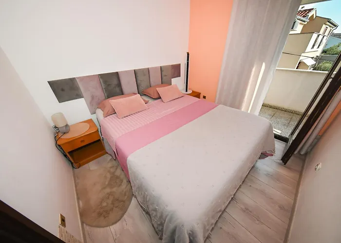 Daire Ap Silvija Zadar