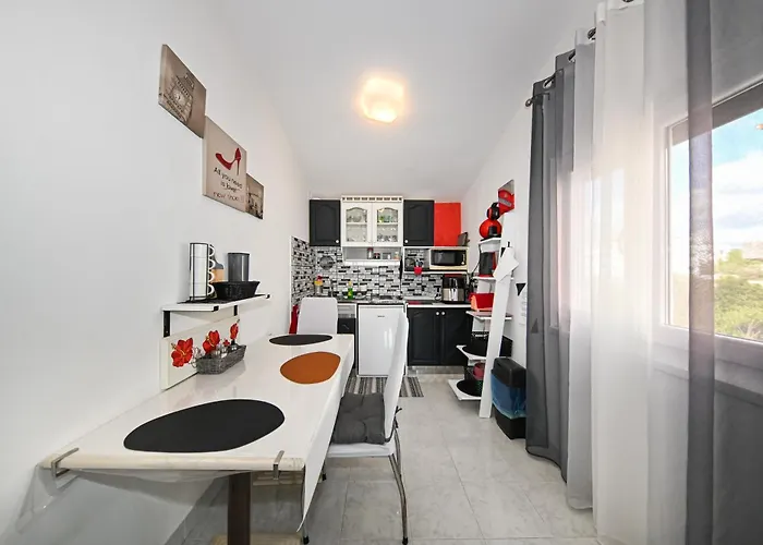 דירה Ap Silvija זאדאר