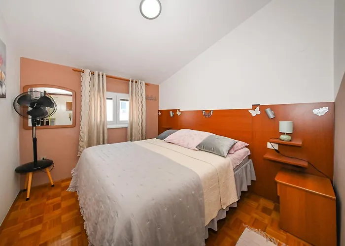 Ap Silvija شقة زادار